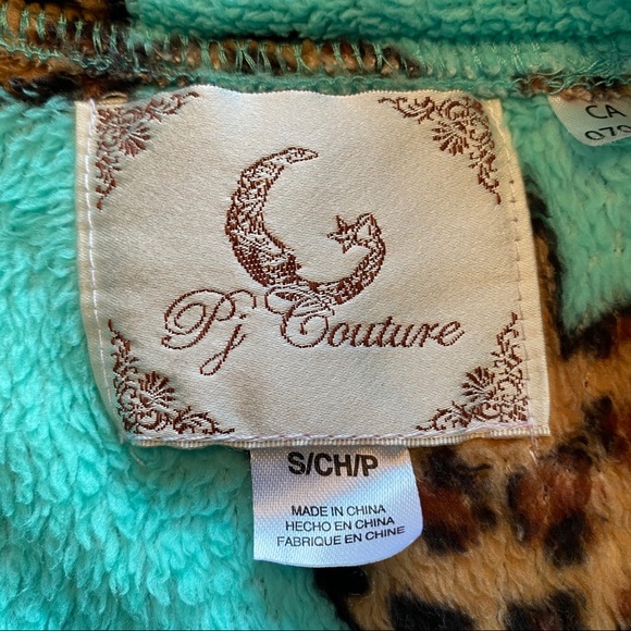 Leopard heart onesies - Picture 3 of 5